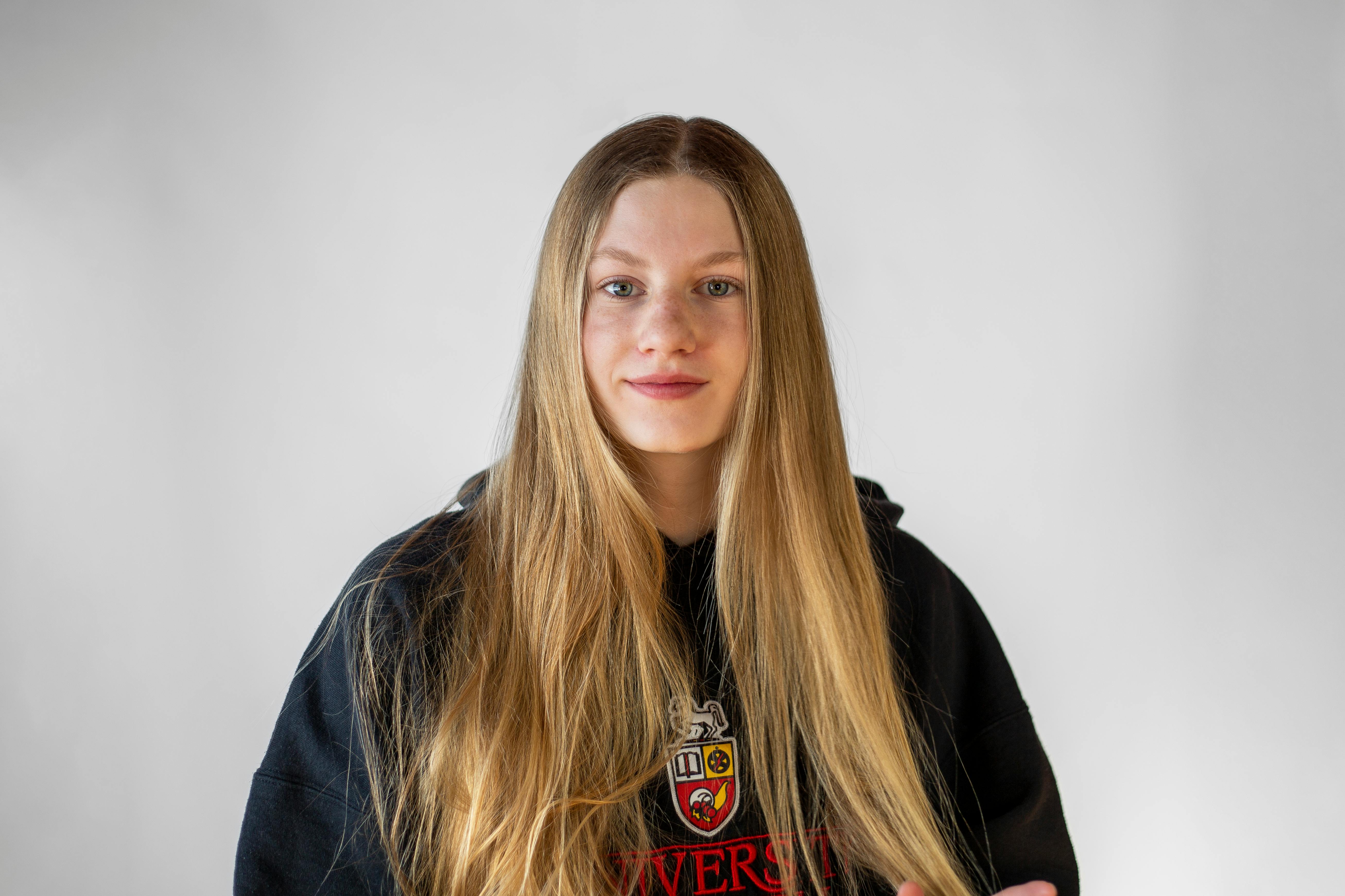 电影《铁轨之上》海报